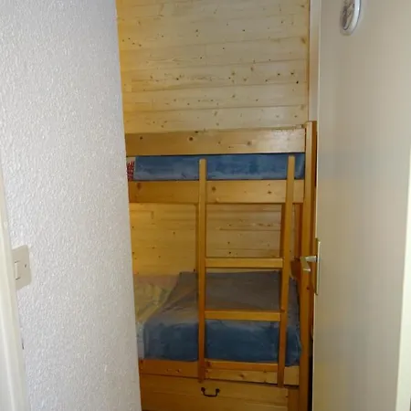 Les Asters Apartment